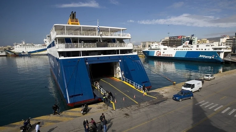 На 1 май предстои стачка на морския транспорт в Гърция