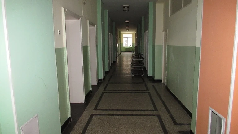 Лечението на болно дете се бави вече два месеца