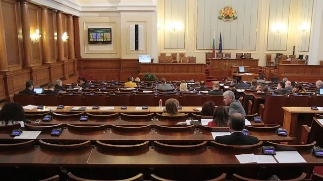 3-ма депутати от ГЕРБ се връщат като областни управители