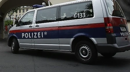 Заложническа криза в банка в Австрия. Задействана е мащабна полицейска операция