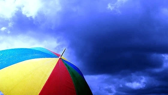 Днес облачно с валежи и гръмотевици. Максималните температури ще са между 20° и 25°