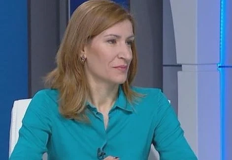 Министър Ангелкова предлага отпадане на прекатегоризацията на обекти