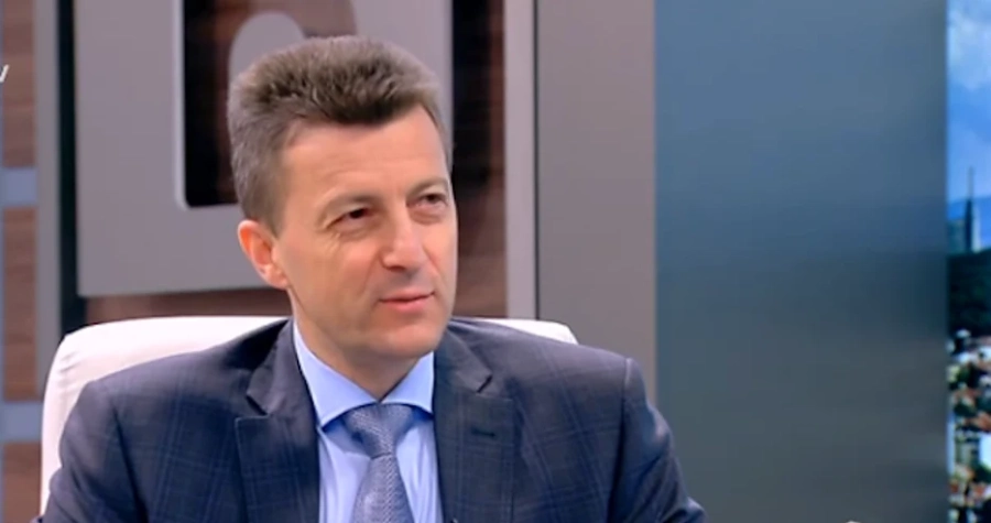 Петър Андронов: Ако приемем еврото няма да има паричен проблем