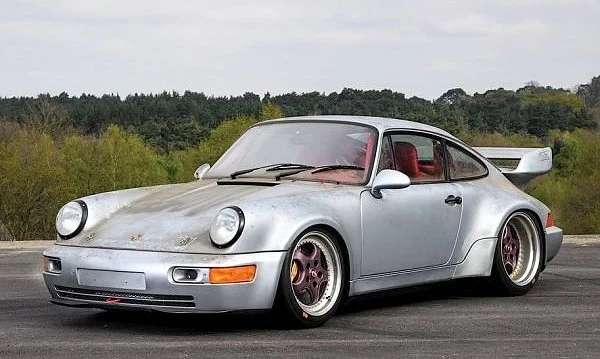 Купиха старо Porsche 911 за 2 млн. евро 