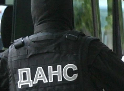 ДАНС задържа мъж заплашвал Румен Радев и Корнелия Нинова 