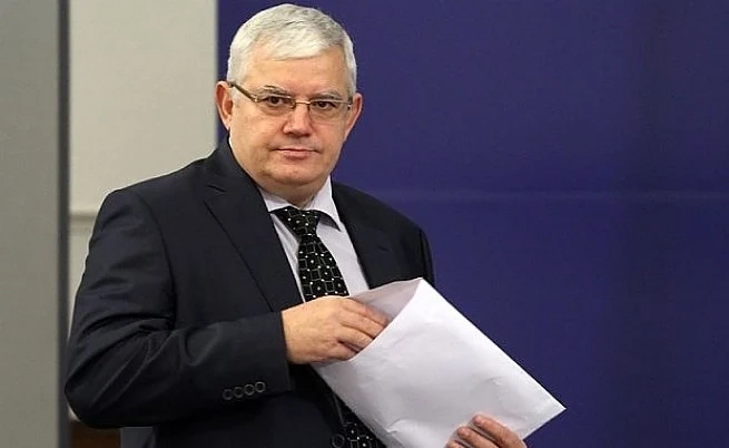 Съдът даде ход на делото срещу бившия ректор на Медицинския университет