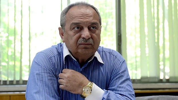 Професор Венцислав Грозев: Болниците затъват 
