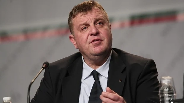 Каракачанов: Проектите за модернизация на армията влизат в парламента 