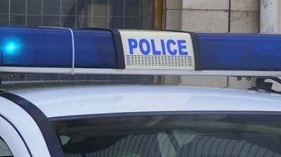 Тийнейджъри се млатиха пред столично училище    