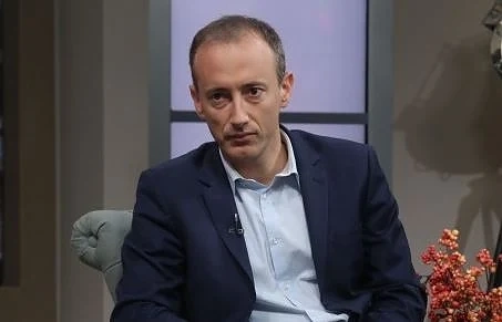 Министърът на образованието: Ще въведем единна система за прием в първи клас в София