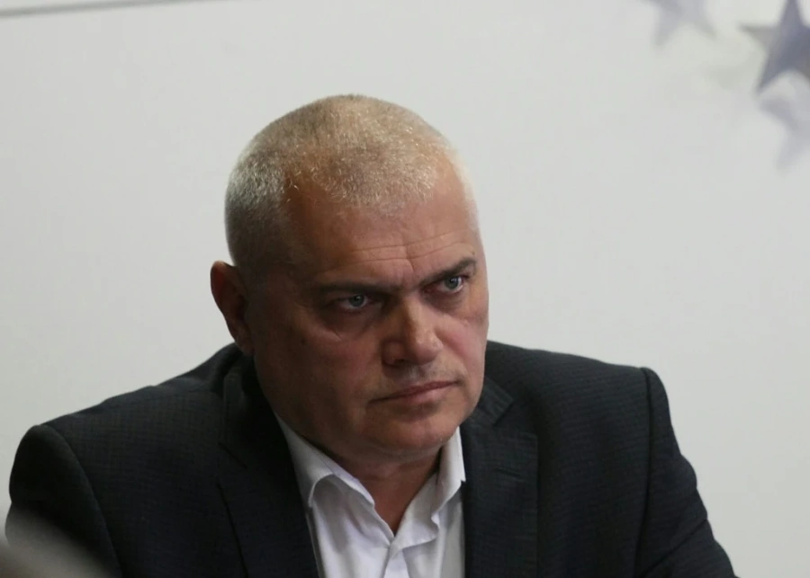 Валентин Радев: В държавата няма само полицаи