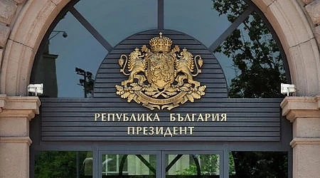 От президентството отхвърлиха обвиненията в лобизъм за новите изтребители