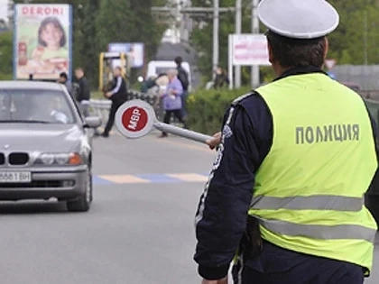 Пътна полиция ежедневно хваща 1000 нарушители 