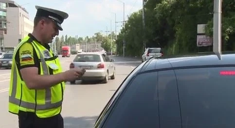 КАТ вече ще проверява не само водачите, но и пътниците в колите за неплатени глоби