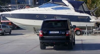 Баровци регистрират яхти и луксозни коли в малки общини, за да плащат ниски данъци 