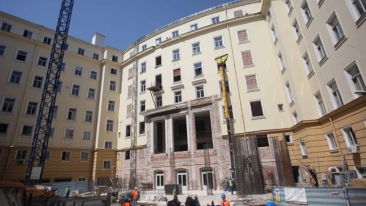 Новата пленарна зала на депутатите ще е готова през август 2018 г.