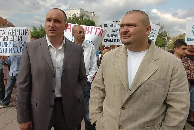 Братя Галеви агенти под прикритие  