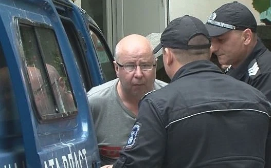 Скандално! Бургаският съд тихомълком пусна под домашен арест шведът, ритал камериерка