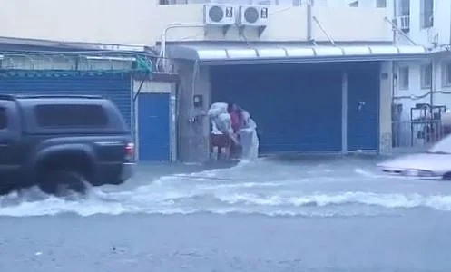 Тайфунът „Несат” причини наводнения в Тайван. Има десетки пострадали