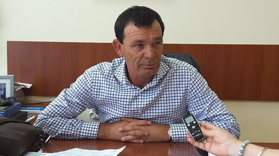Кметът на Балчик също застана срещу еколозите