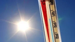 Слънчево и горещо в неделя