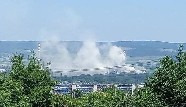 Девня беше обгазена след токов удар в „Солвей Соди” 