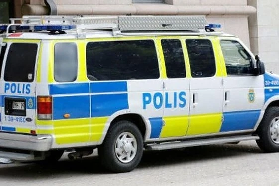 Трима ранени при стрелба в заведение в Швеция