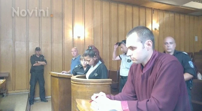 Съдът остави в ареста майката, изоставила 8-месечното си бебе в \