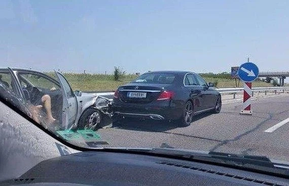 Три коли се удариха на „Тракия“  