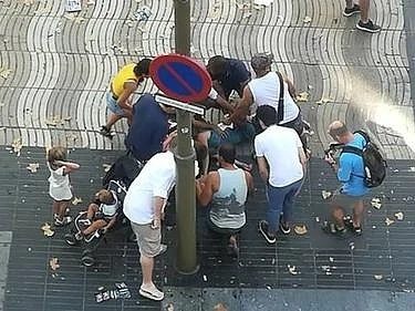 Жертвите на терористичната атака в Барселона нарастват  