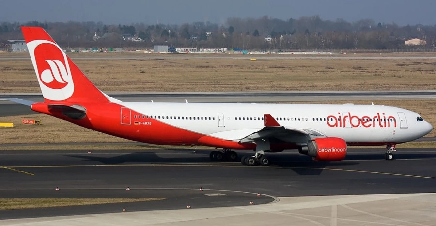 Air Berlin разпродава активите си   