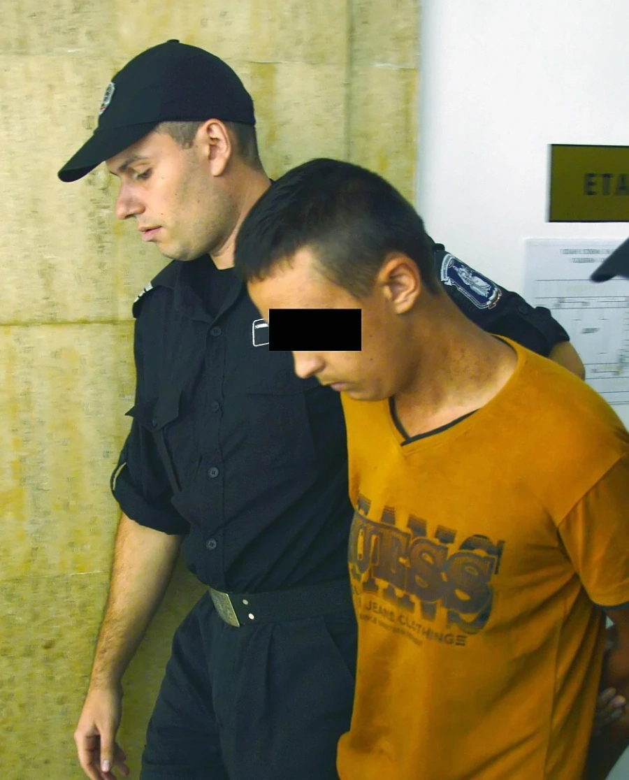Нова версия за убийството на 11-годишната Никол 