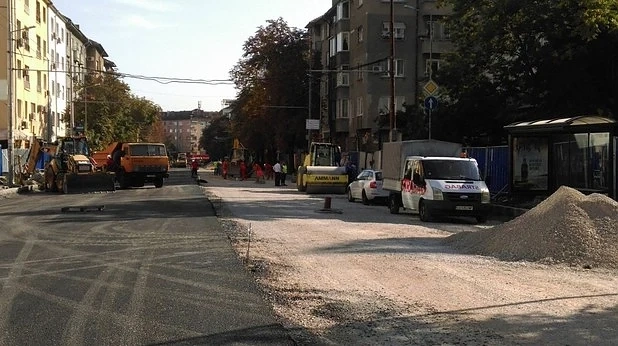 Пуснаха движението по ремонтирания бул. „Прага“ в столицата 