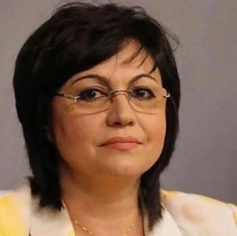 Нинова: Независимостта е израз на най-висша форма на справедливост за един народ