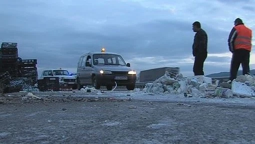 След бирата на магистрала „Струма“, днес се изсипа и кисело мляко