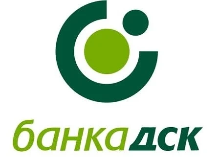 Потрес! Банка ДСК обслужва мудно