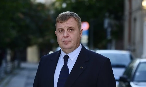 Каракачанов обеща край на измамите с инвалидни пенсии  
