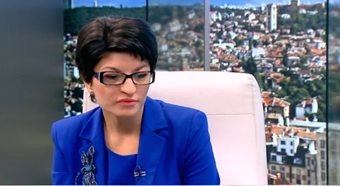 Атанасова: БСП си измислят скандали за баджанаци