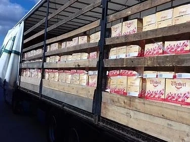 Митничари спипаха нелегална бира 