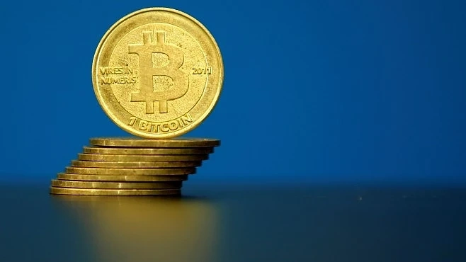 Биткойнът надхвърли 5000 долара