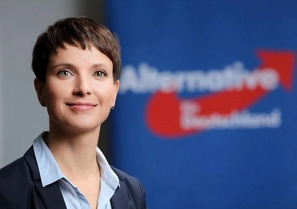 Фрауке Петри ще прави нова партия в Германия
