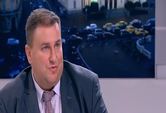 Емил Радев: Ставащото в Каталуния е много опасно и неприятно
