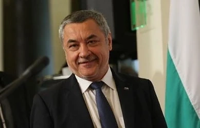 Валери Симеонов преизбран единодушно за председател на НФСБ