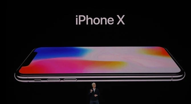 Новия iPhone X може да е ваш срещу 2300 лева! 