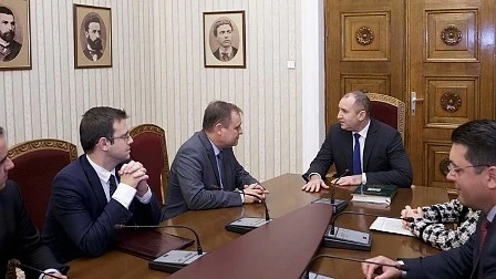 Президентът Радев се срещна с новоизбрания председател на ВАС Георги Чолаков 