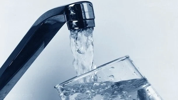 Забраниха водата за пиене в над 50 села в общините Момчилград, Кирково и Джебел