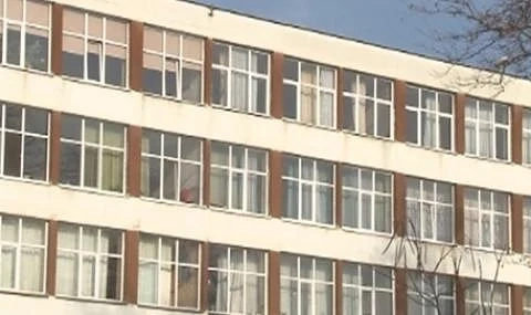 Пълен купон! „Шушана” дъни по радиоуредбата във варненско училище 
