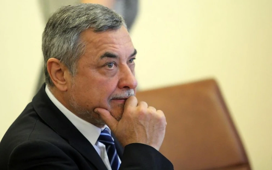 Симеонов взе на мушка домашната ракия