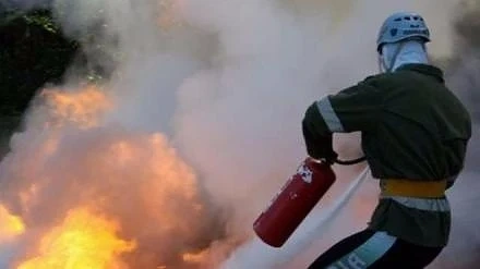 Малко дете обгоря при пожар