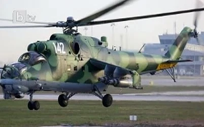 Работник пострада при изпитване на военен хеликоптер на летище „Враждебна”